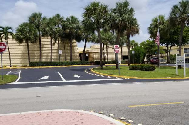 Building Photo - 8510 Sunrise Lakes Blvd