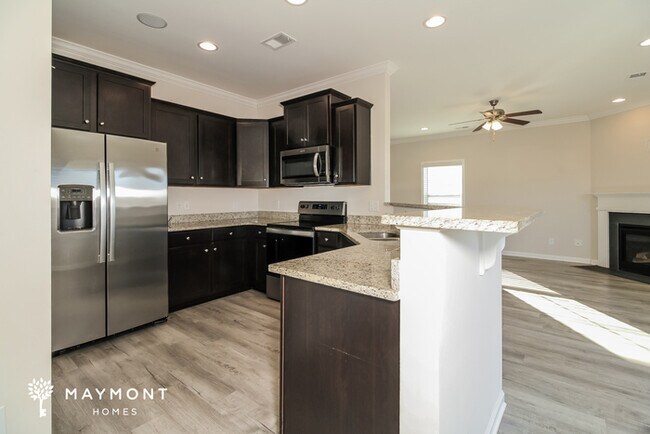 Building Photo - Beautiful 4-Bedroom Home in Chapin, SC