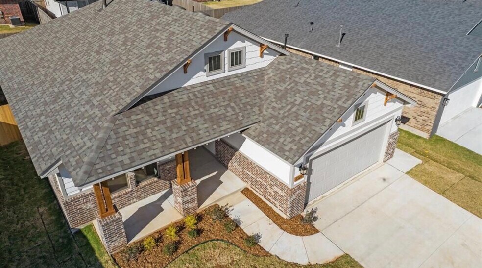 Building Photo - 3305 Pagoda Pead Dr