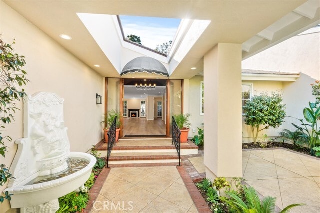 Building Photo - 11 Rue Marseilles