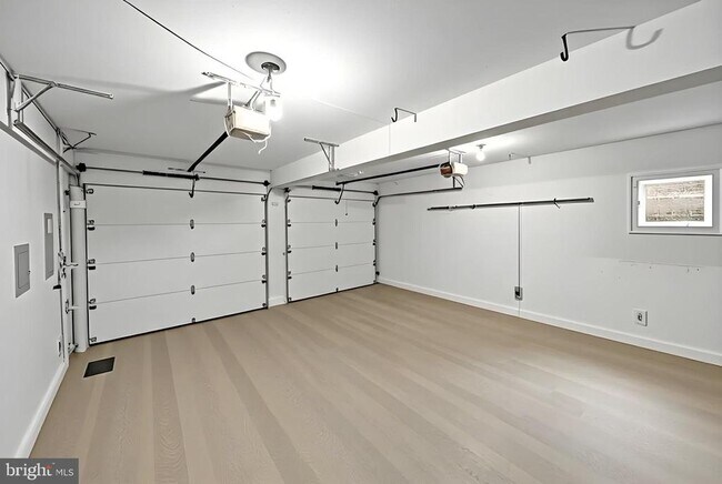 Building Photo - 5306 Bradley Blvd