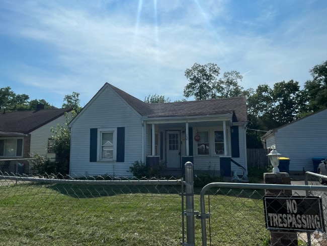 Building Photo - 827 Sagamore Ave