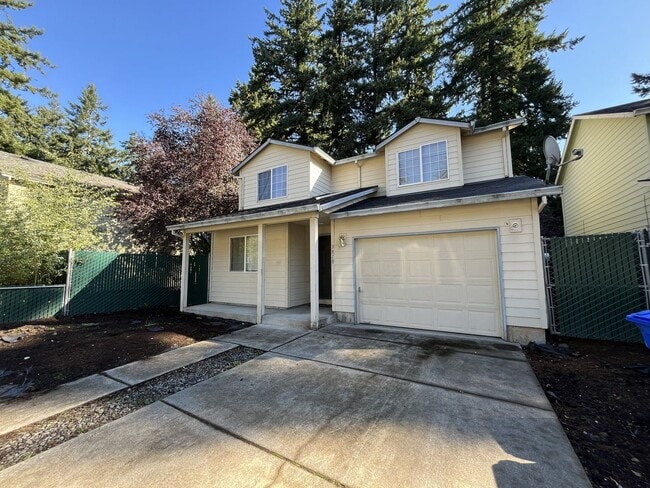 Building Photo - 3-Bed Home with Fireplace, Fenced Backyard, 2 Car Garage & Front Patio!