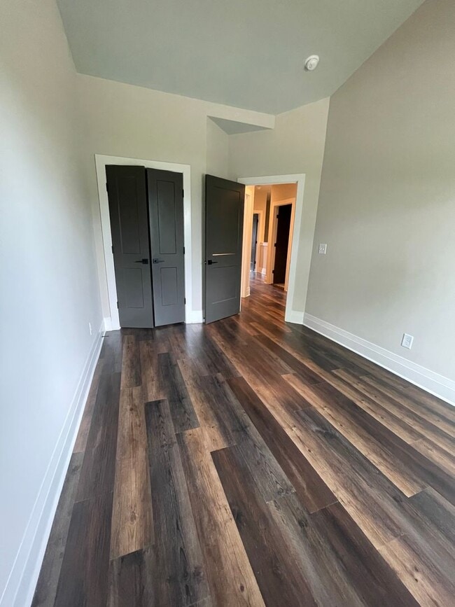 Building Photo - 1086 Noble Lp