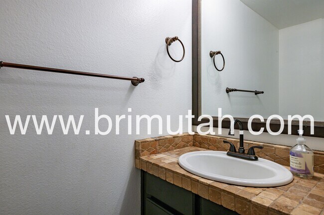 Building Photo - 11412 Autumn Hill Dr
