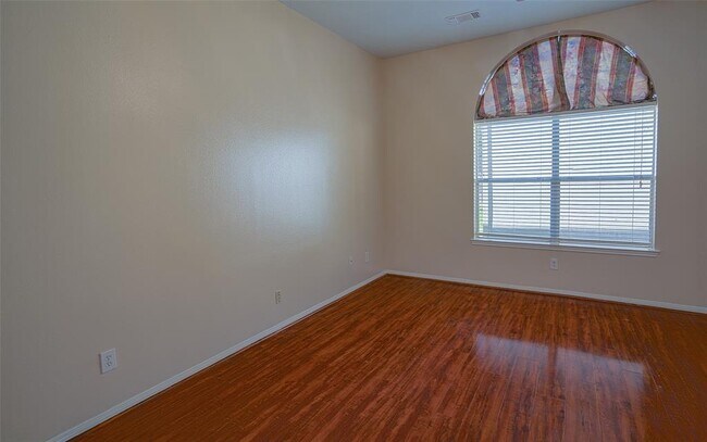 Building Photo - 14918 Appaloosa Ave
