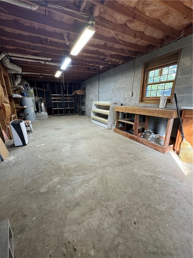 Building Photo - 47 Dalton Dr