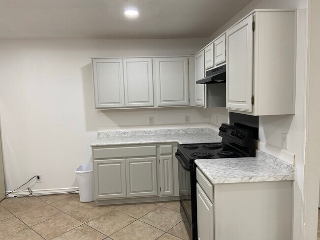 Building Photo - 6130 Crab Orchard