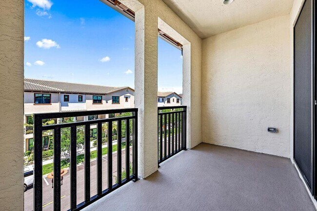 Building Photo - 5256 Beckman Ter