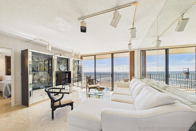 Building Photo - 400 Ocean Trail Way
