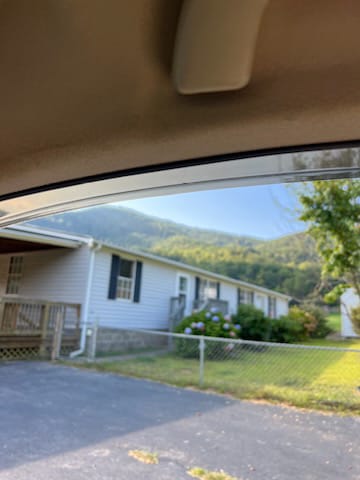 Building Photo - 6153 Belcher Mountain Rd