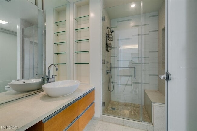 Building Photo - 3722 Las Vegas Blvd S