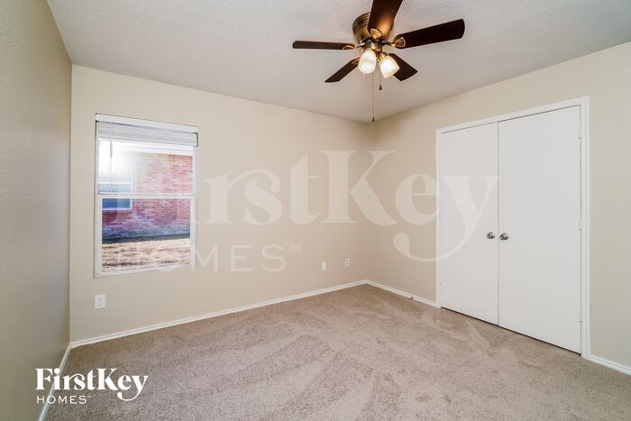 Building Photo - 808 Moss Glen Trail