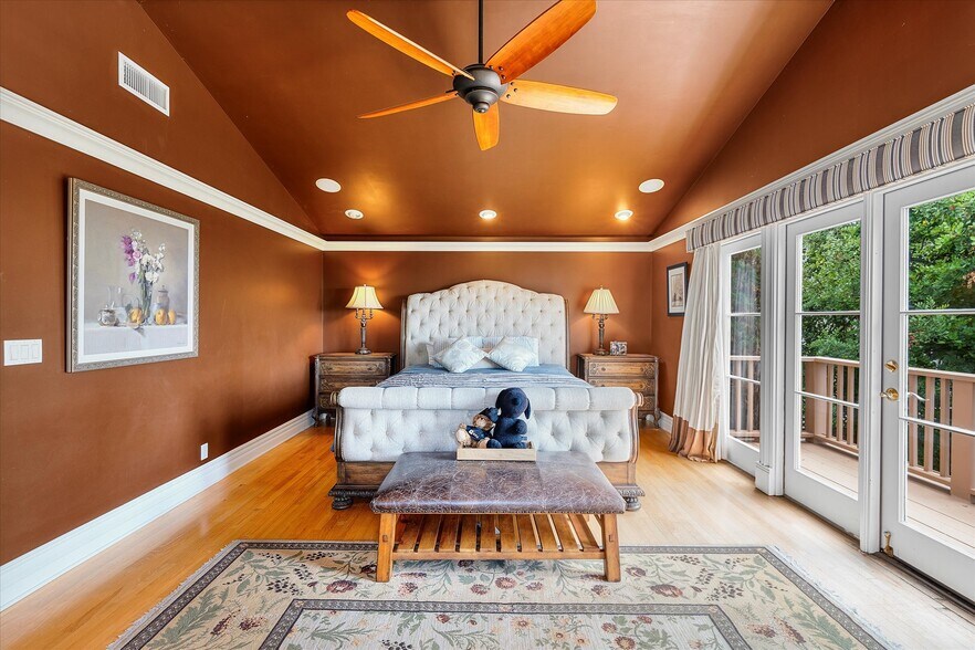 Building Photo - 2129 Palos Verdes Dr W