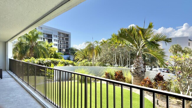 Building Photo - 1190 Jimmy Buffett Mem Hwy