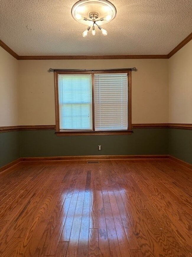 Building Photo - Spacious Home with Bonus Room, Pool & Solar Panels in Goldsboro!