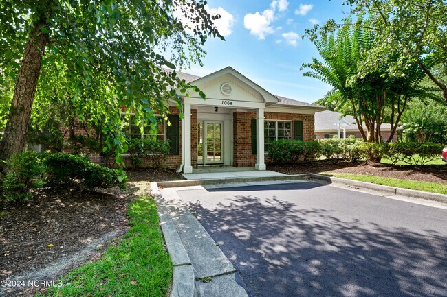 Building Photo - 1064 Headwater Cove Ln