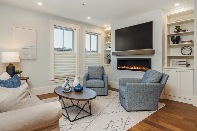 Building Photo - 50 Maplewood Ave