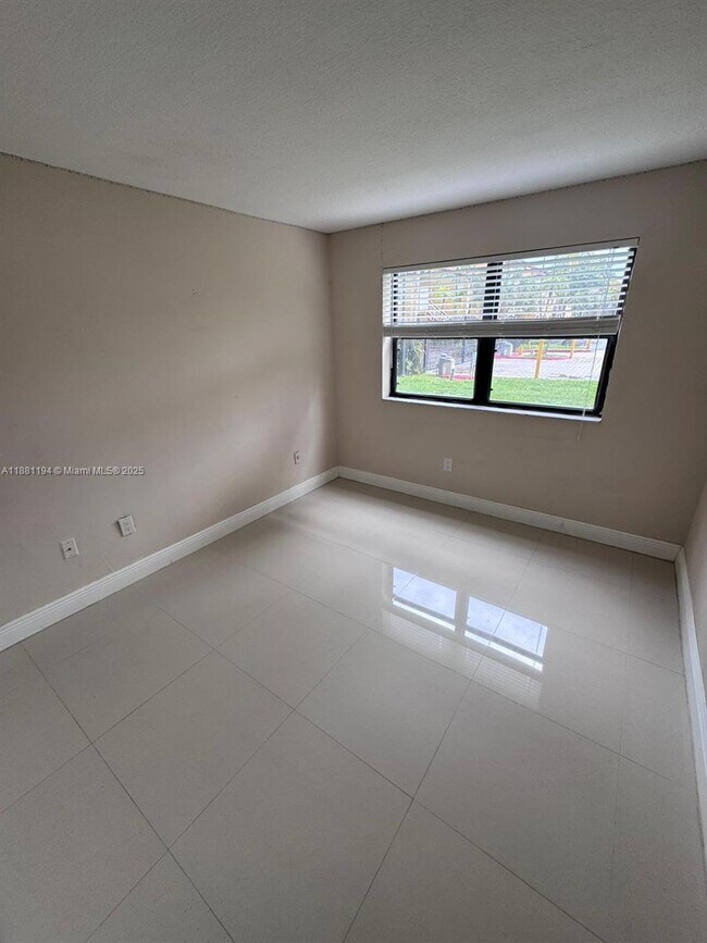 Building Photo - 15650 SW 80th St