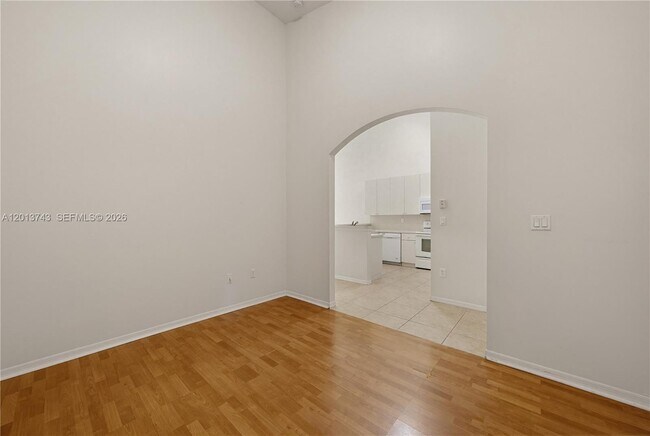 Building Photo - 3393 NE 11th Dr