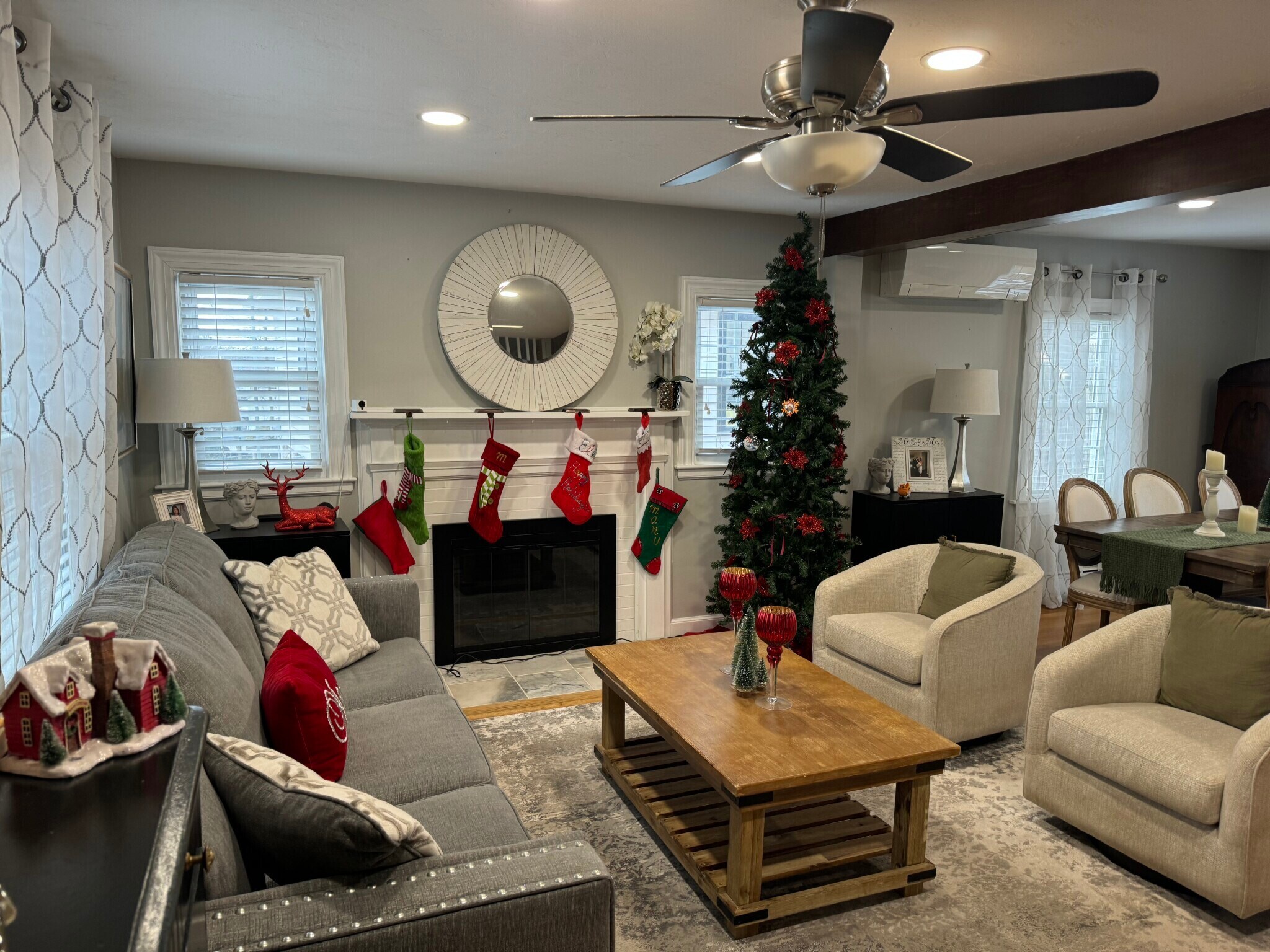 Building Photo - 23 Tiverton Pky