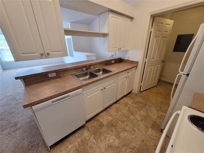 Building Photo - 5934 Brickleberry Ln