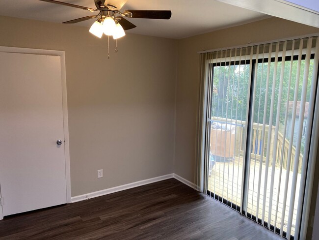 Building Photo - Charming home in Highland Springs