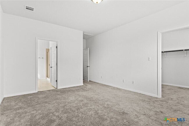 Building Photo - 448 Chaste Tree Dr