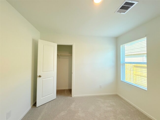 Building Photo - 17941 Valle Cupa Ln