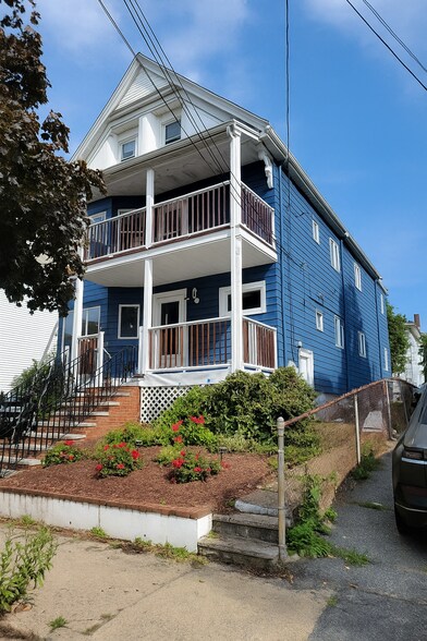 Front of house - 90 North St