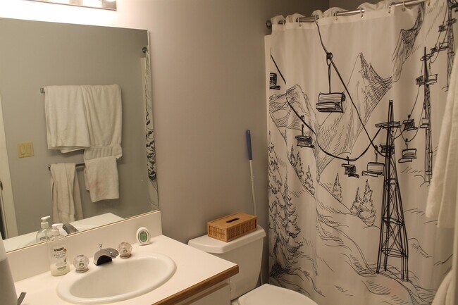 Building Photo - 48 Cooper Memorial Dr