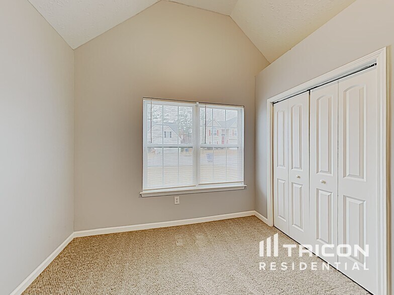 Building Photo - 149 St Ann Cir