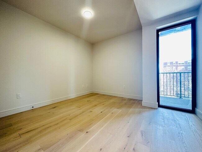 Building Photo - 1 Nevins Hl Wy