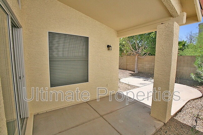 Building Photo - 7721 W Tonto Dr