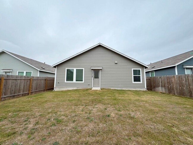 Building Photo - 109 Little Sparklers Lp