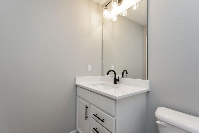 Building Photo - Brand New 4 bedroom home in Grimes