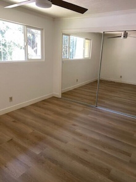 Building Photo - 730 N Eucalyptus Ave