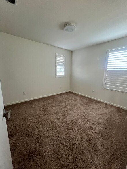 Building Photo - 1435 W Woodward Ave