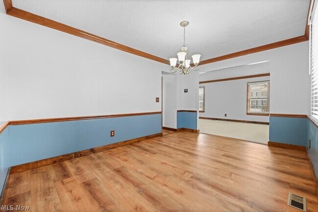 Building Photo - 13943 Walking Stick Way