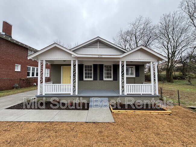 Primary Photo - 2415 S Ringo St