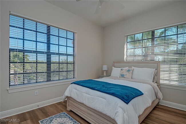 Building Photo - 8010 Via Sardinia St