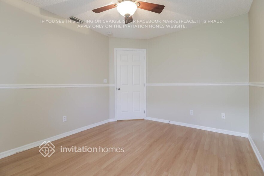 Building Photo - 3813 Becontree Pl