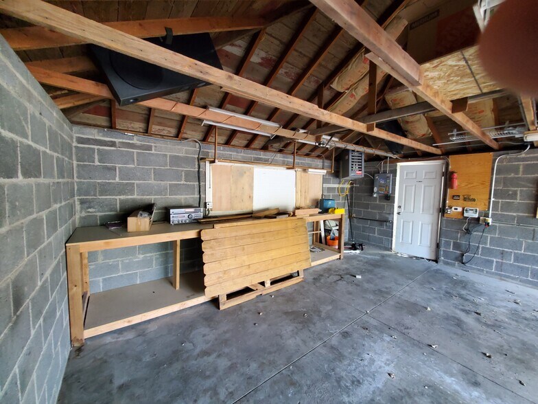 Building Photo - 3757 S. Acoma St.