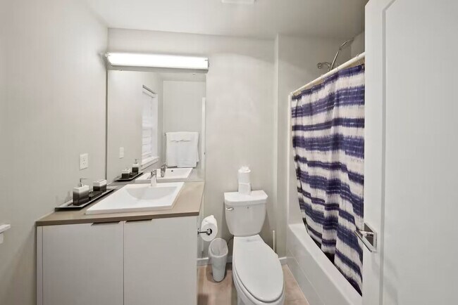 Building Photo - 4927 Amherst Way SW