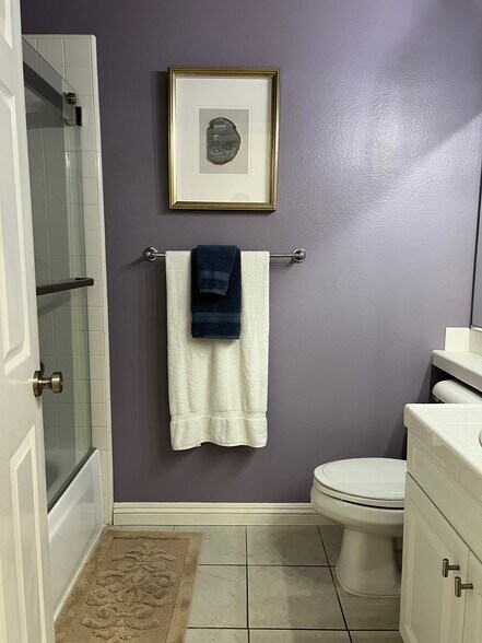 Building Photo - 19457 Surfset Dr