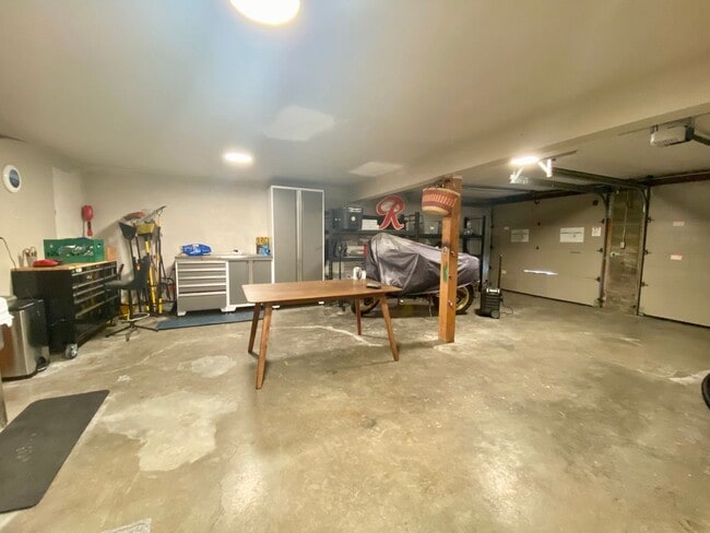 Building Photo - Charming Updated Home Across from Franklin Park and Hospital!