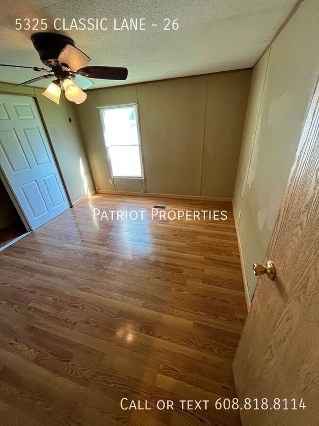 Building Photo - 5325 Classic Ln