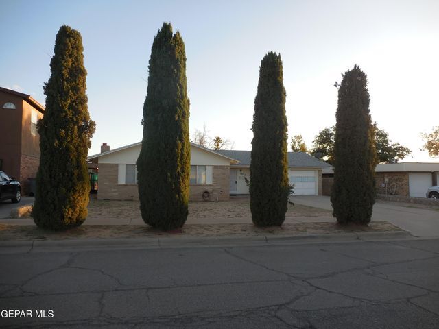 Building Photo - 10512 Cardigan Dr