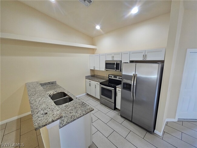 Building Photo - 1622 SW 33rd St