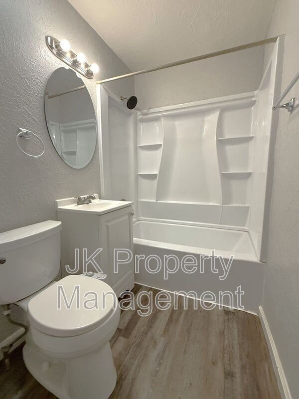 Building Photo - 2312 5th Ave N